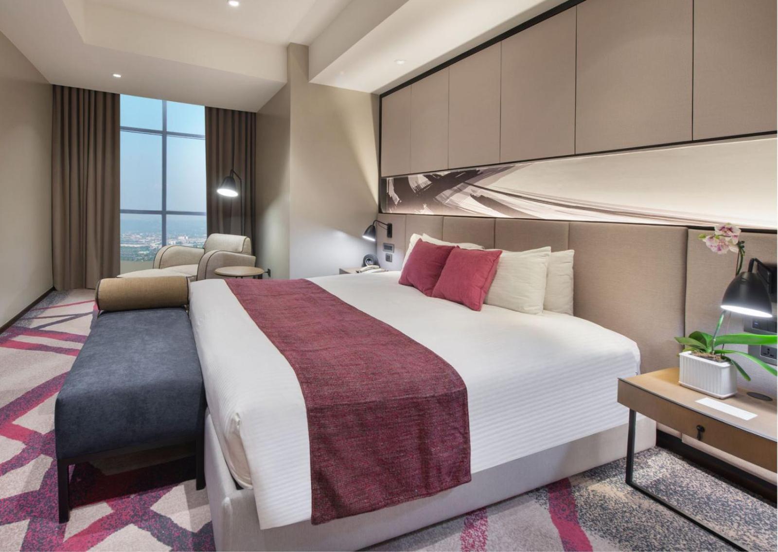 Crowne Plaza Manila Galleria By Ihg Pasig City Extérieur photo